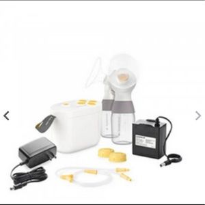 Medela pump in style